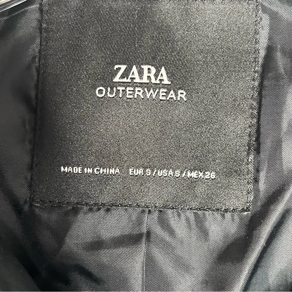 Zara Black Faux Leather Biker Jacket with Wide Lapel size Small - Picture 3 of 6